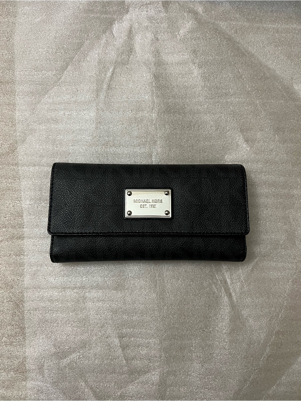 Michael Kors women's block logo checkbook wallet